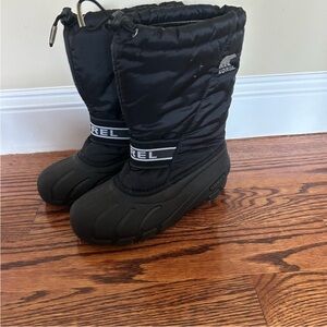 Sorel Black kids snow boots